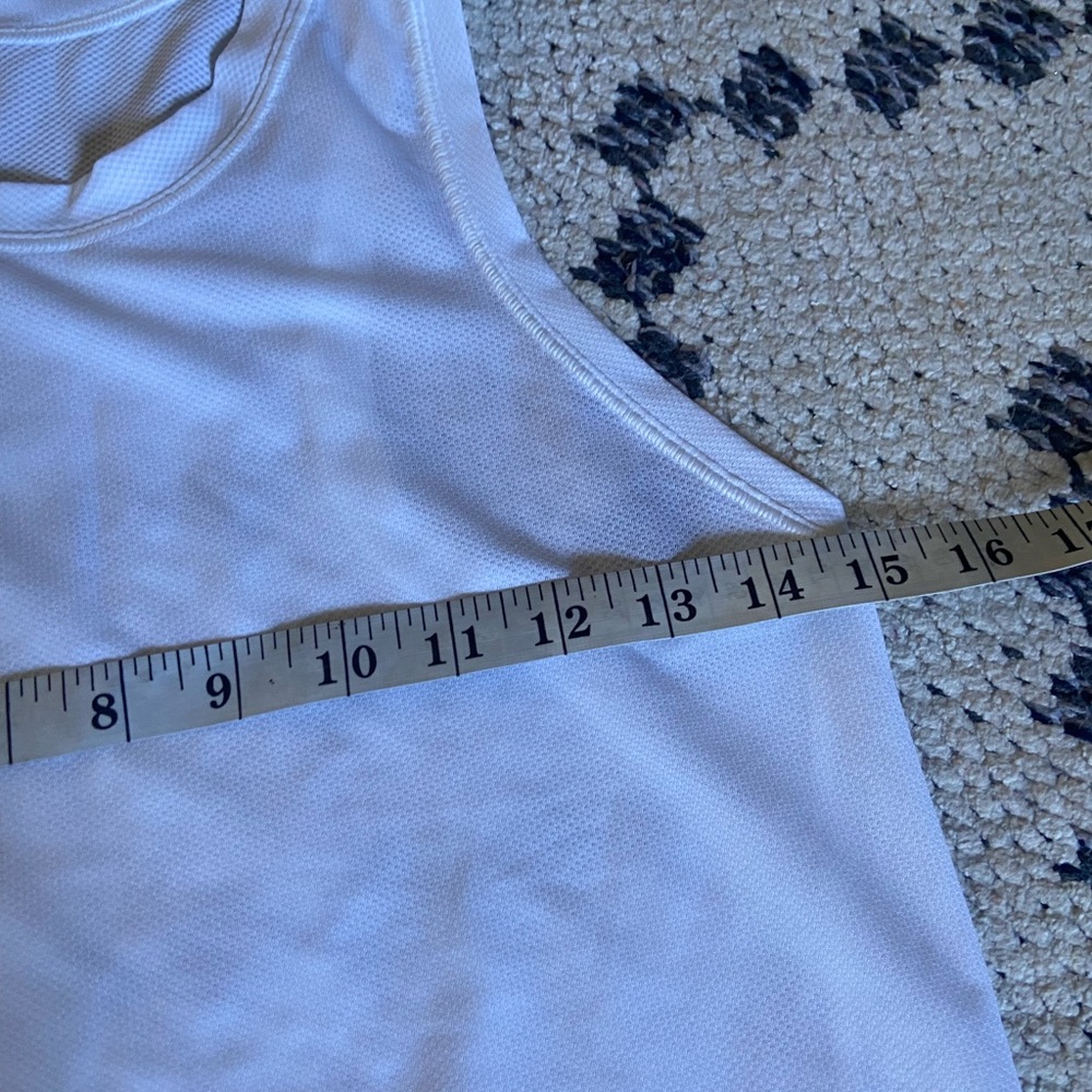 LULULEMON white tank top - Picture 2 of 5